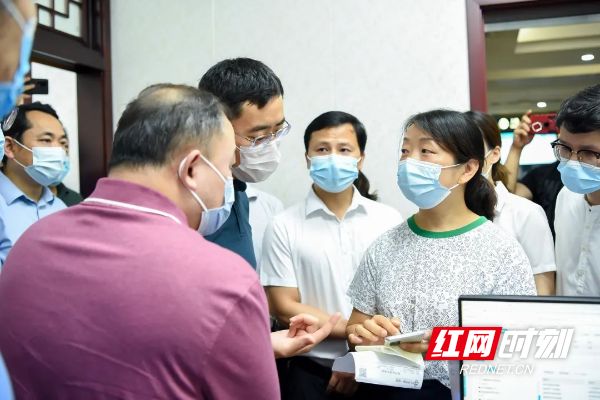 黄南最新医保套现24小时微信方法分析(最方便真实的黄南医保卡提现套取微信方法)